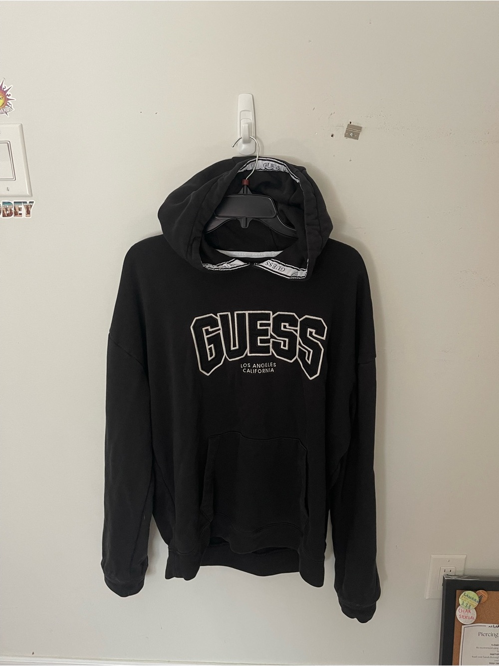 GUESS Black Crewneck Hoodie with Contrasting Logo